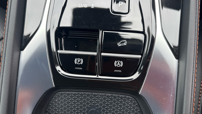 MG HS 1.5 T-GDI Trophy 5dr DCT Petrol Hatchback